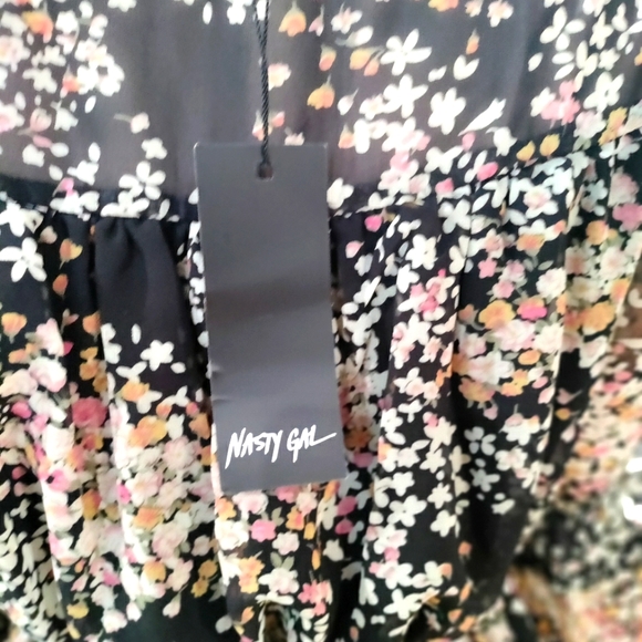 Nasty Gal flower high split dress - Picture 5 of 6